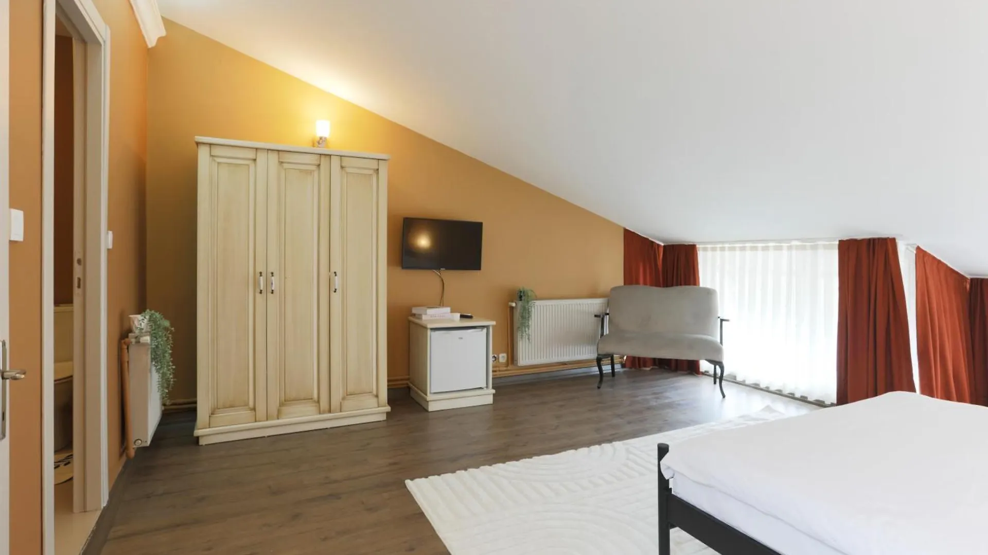 Triplex In The Heart Of Taksim For Big Groups And Familes Apartment Istanbul