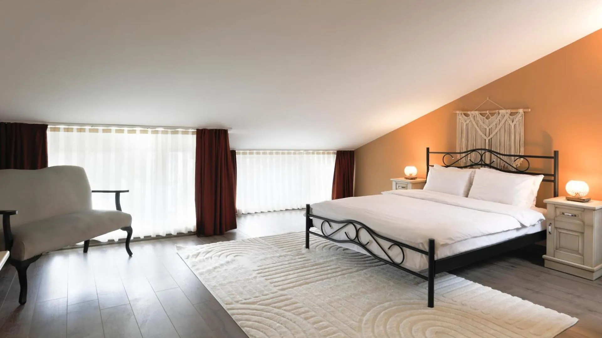 Triplex In The Heart Of Taksim For Big Groups And Familes Apartment Istanbul 0*,