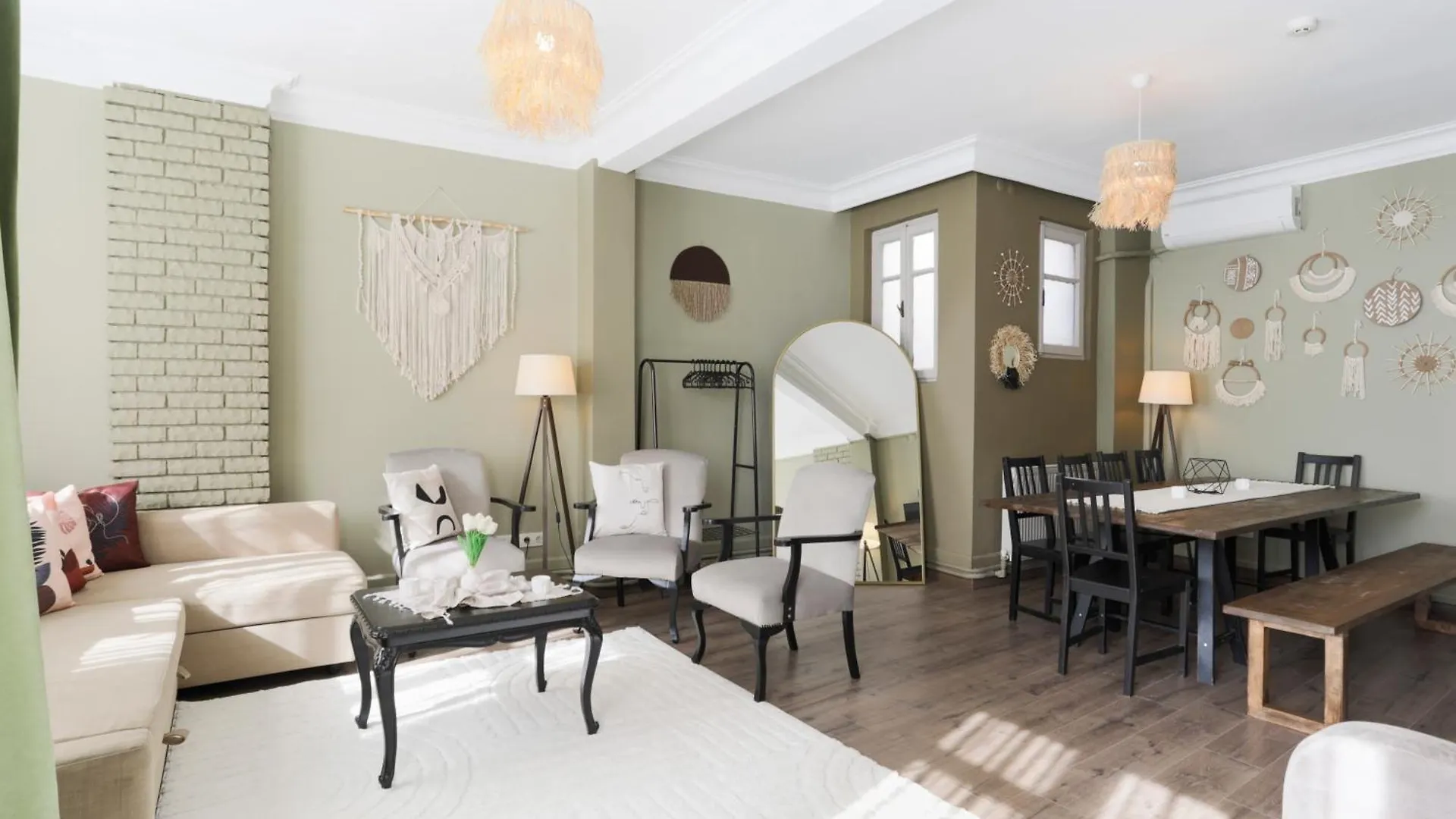 Triplex In The Heart Of Taksim For Big Groups And Familes Apartment Istanbul