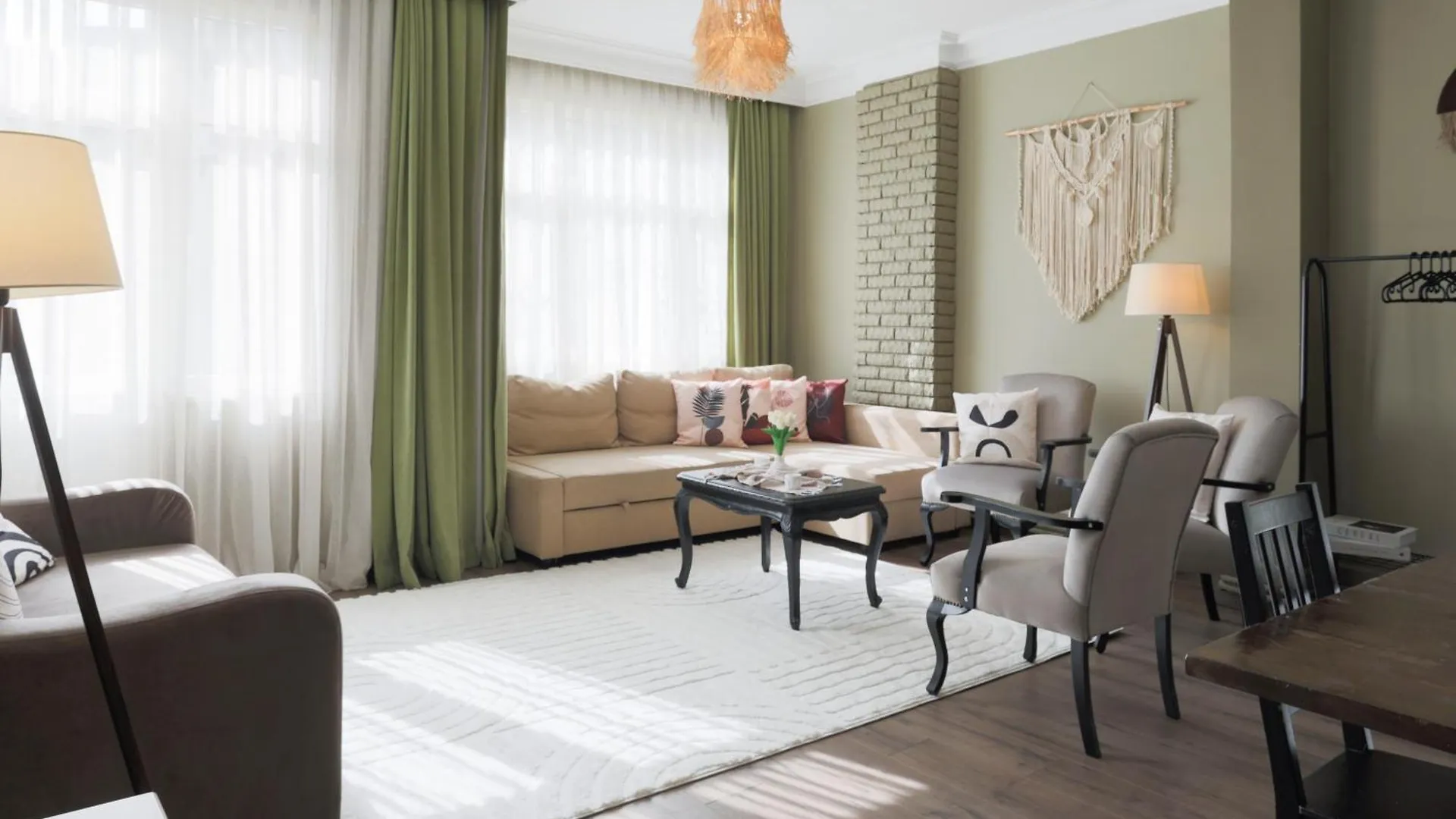 Triplex In The Heart Of Taksim For Big Groups And Familes Apartment Istanbul