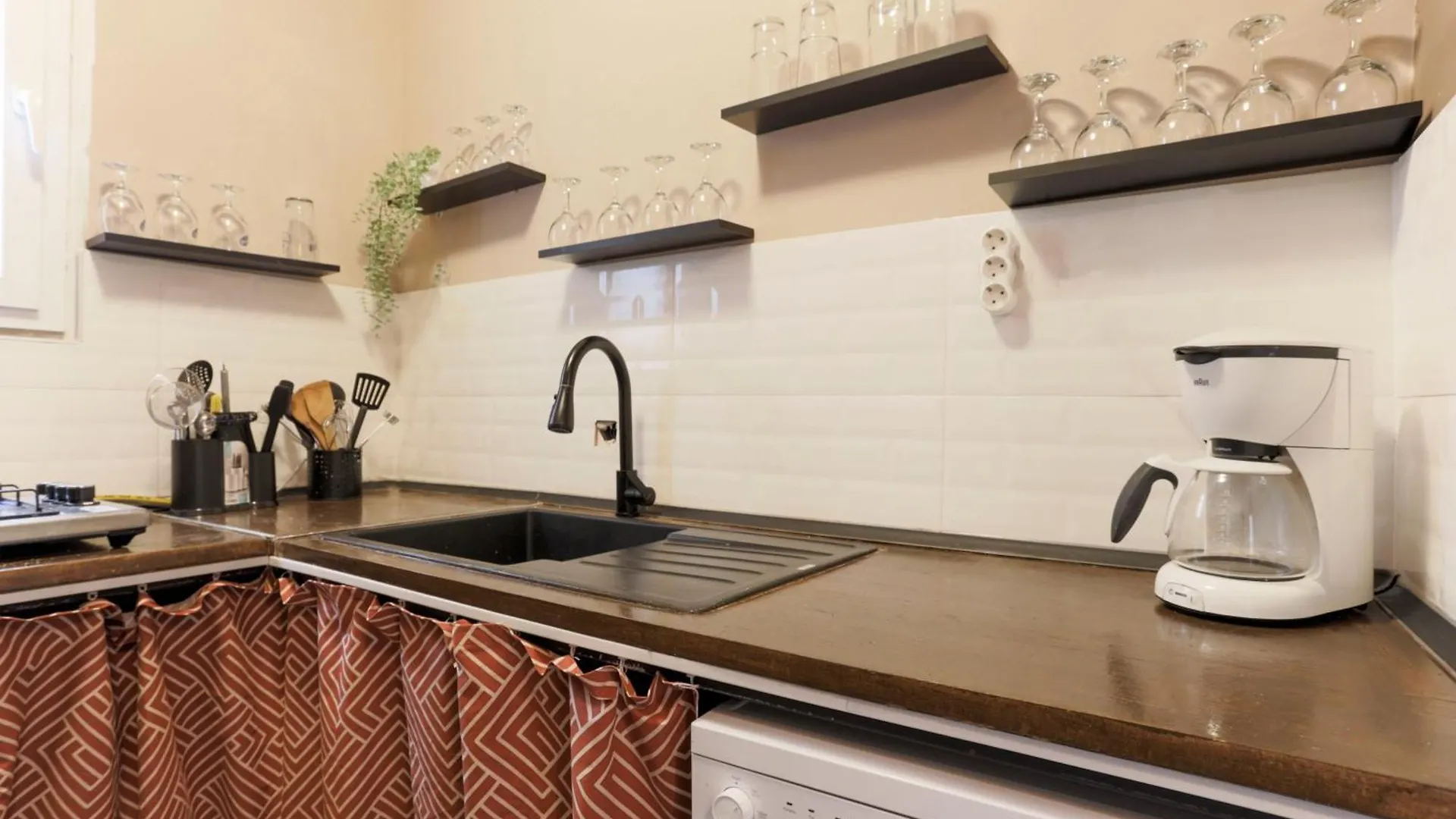 Triplex In The Heart Of Taksim For Big Groups And Familes Apartment Istanbul