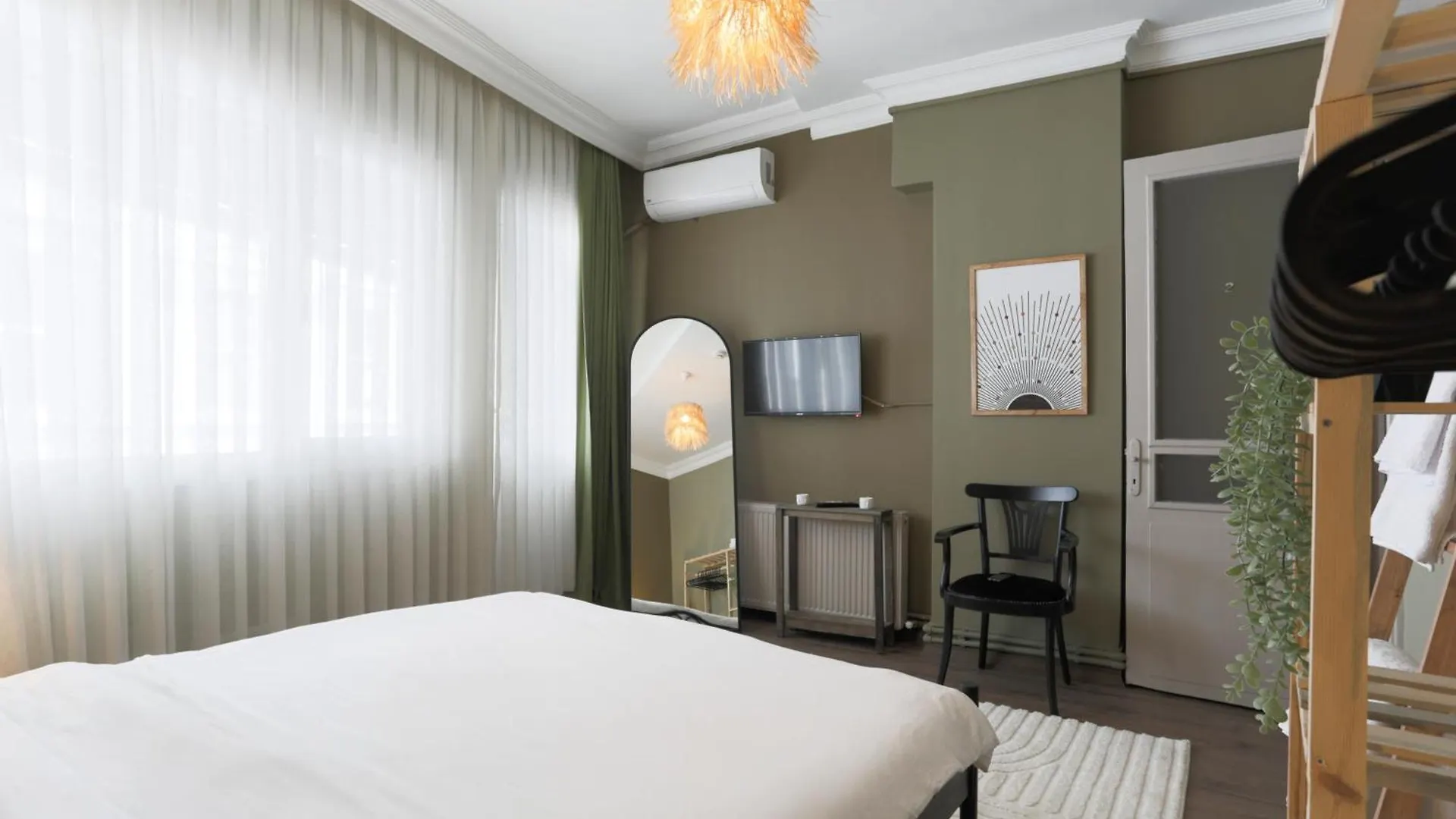 Triplex In The Heart Of Taksim For Big Groups And Familes Apartment Istanbul