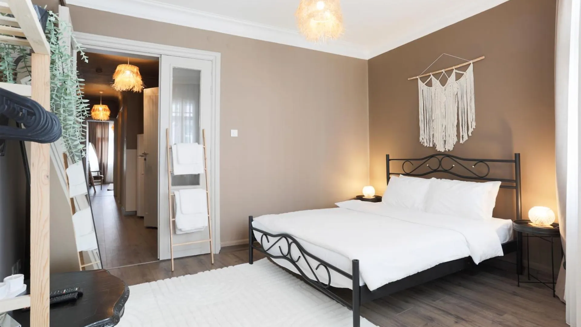 Triplex In The Heart Of Taksim For Big Groups And Familes Apartment Istanbul 0*,