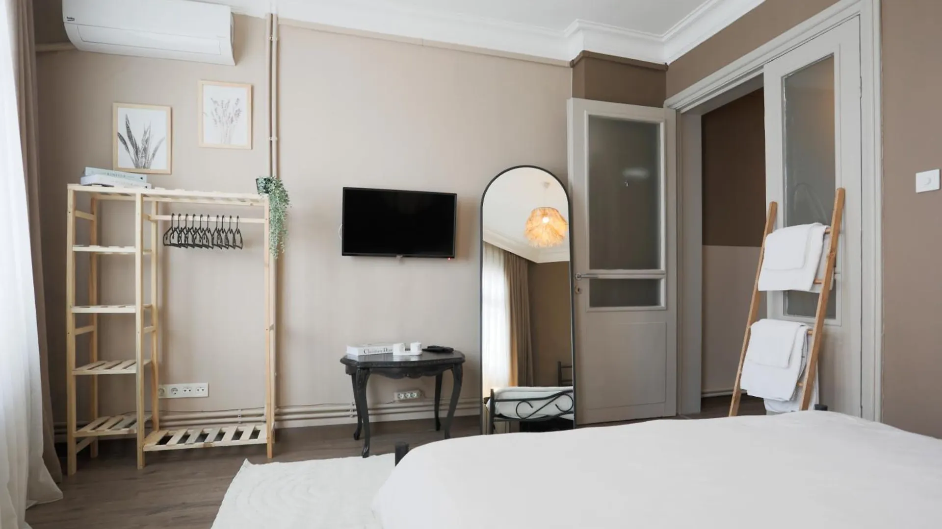 Triplex In The Heart Of Taksim For Big Groups And Familes Apartment Istanbul Turkey